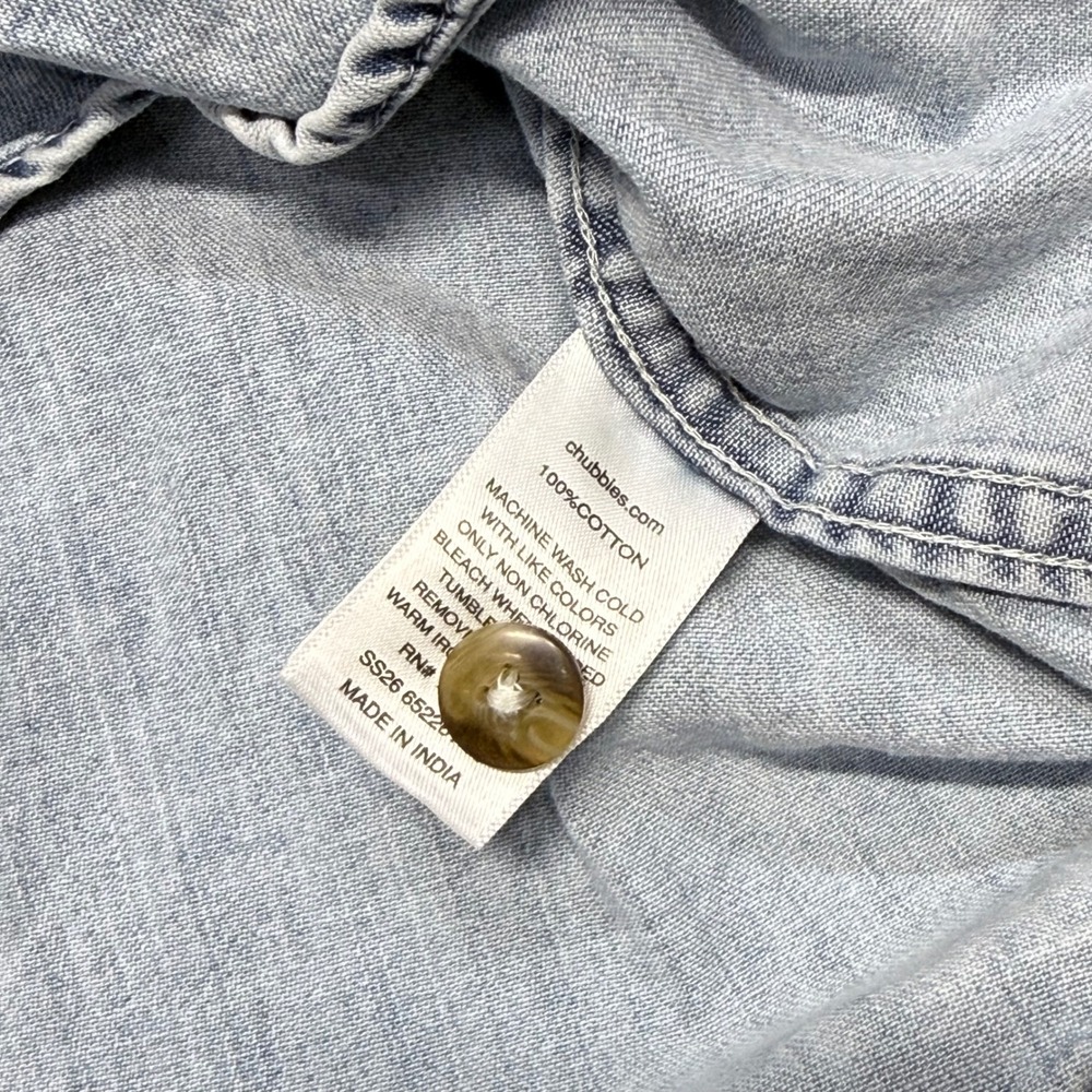 Chubbies The Denim Drift Dock Mens SS Button Down Shirt Small Light Wash Cotton - Picture 4 of 12
